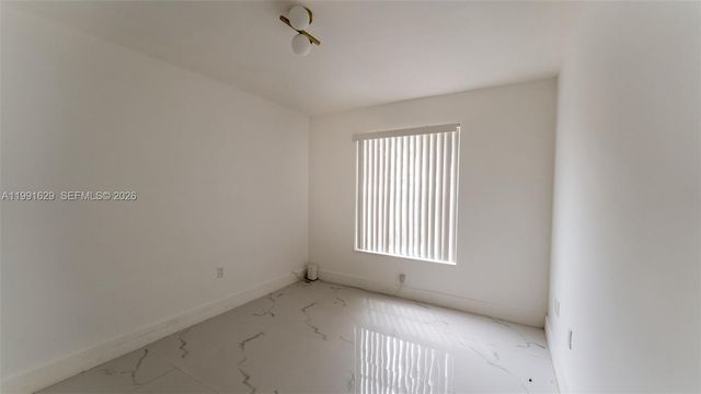 22226 SW 98th Pl, Cutler Bay, FL 33190