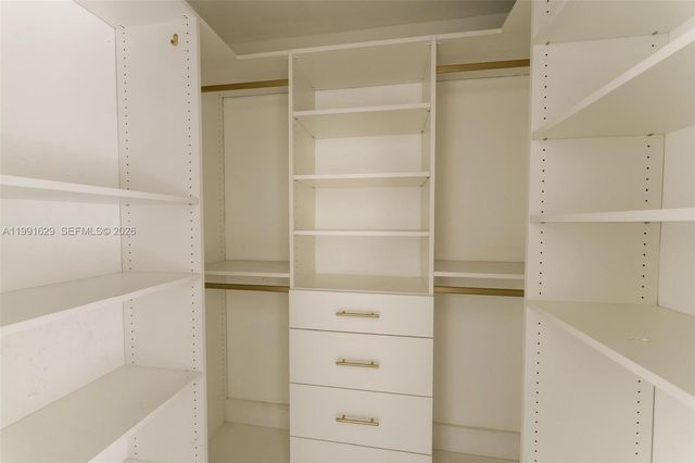 22226 SW 98th Pl, Cutler Bay, FL 33190