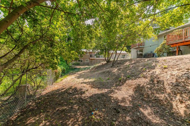 1335 S Ben Burr Blvd, Spokane, WA 99202