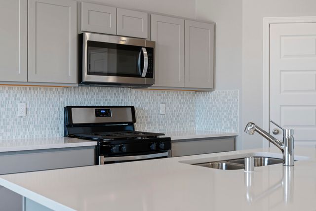 2401 Eglisfield Loop NE, Rio Rancho, NM 87144