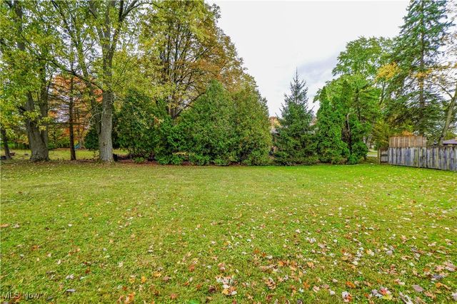 7731 Mccreary Road, Seven Hills, OH 44131