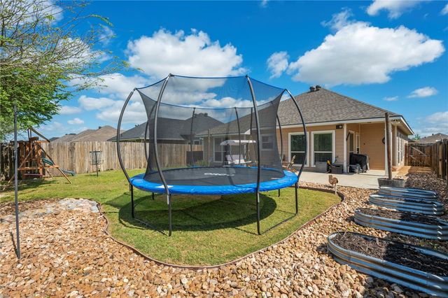 5274 Sagewood Drive, College Station, TX 77845