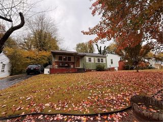 504 Avalon Place, High Point, NC 27262