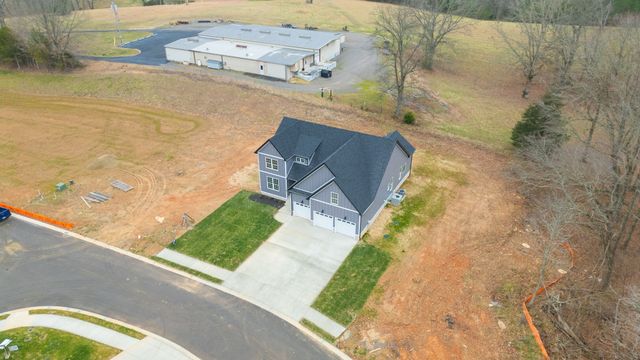 1417 Rooster Ridge Rd, Pleasant View, TN 37146