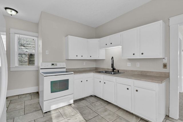 1749 S Water St, Wichita, KS 67213