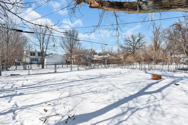 1749 S Water St, Wichita, KS 67213