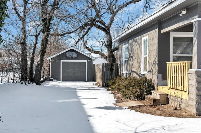 1749 S Water St, Wichita, KS 67213