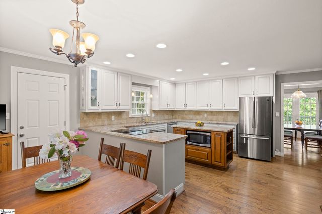 651 Altamont Road, Greenville, SC 29609