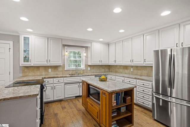651 Altamont Road, Greenville, SC 29609