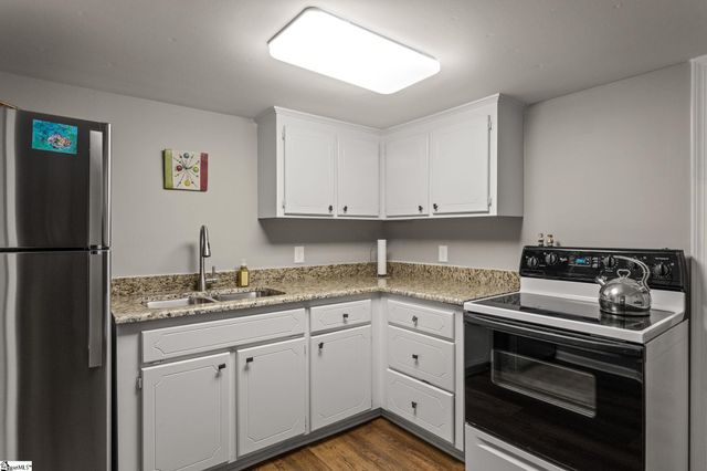 651 Altamont Road, Greenville, SC 29609