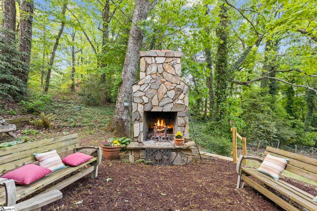 651 Altamont Road, Greenville, SC 29609