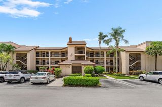 10110 Cedar Point Boulevard 203, Boynton Beach, FL 33437