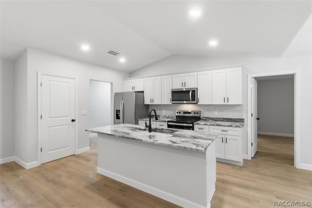 5791 W Woodside Drive, Crystal River, FL 34429