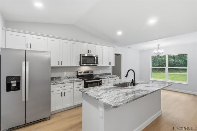 5791 W Woodside Drive, Crystal River, FL 34429