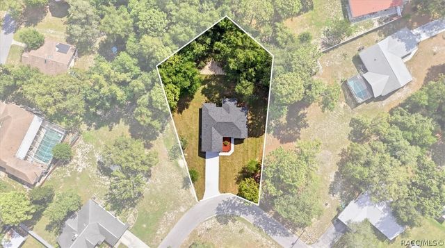 5791 W Woodside Drive, Crystal River, FL 34429