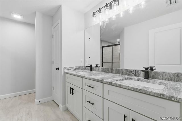 5791 W Woodside Drive, Crystal River, FL 34429