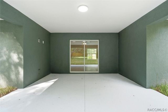 5791 W Woodside Drive, Crystal River, FL 34429