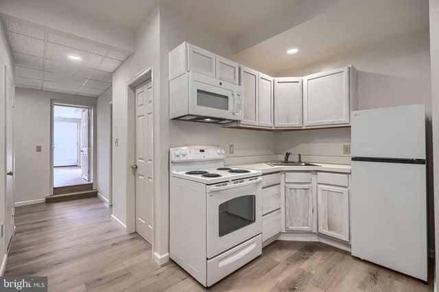 7510 HARFORD RD, Baltimore, MD 21234