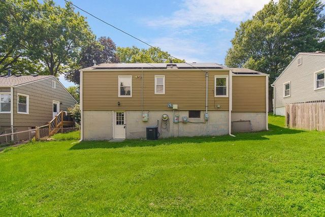 4921 Briar Street, Roeland Park, KS 66205