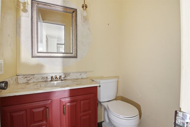 2604 Woodside Drive, Arlington, TX 76016