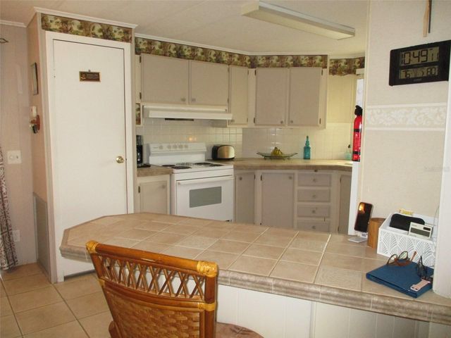 4611 ORANGE BLOSSOM DRIVE, Zephyrhills, FL 33542