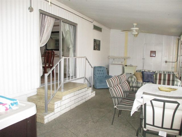 4611 ORANGE BLOSSOM DRIVE, Zephyrhills, FL 33542