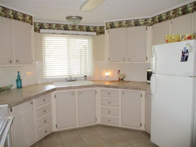 4611 ORANGE BLOSSOM DRIVE, Zephyrhills, FL 33542