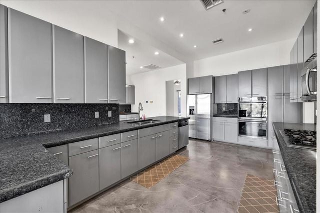 39061 Bel Air Drive, Cathedral City, CA 92234