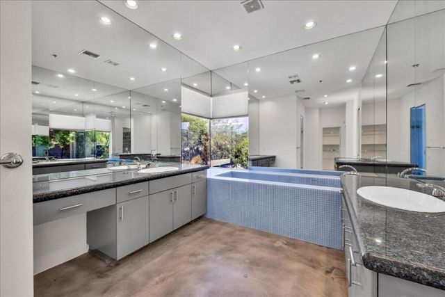 39061 Bel Air Drive, Cathedral City, CA 92234