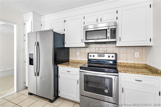 5008 Shimmer Drive, Fayetteville, NC 28304