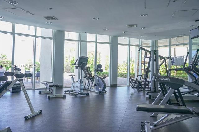 6515 Collins Ave 1709, Miami Beach, FL 33141