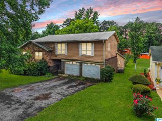 540 HARLEM AVENUE, Hueytown, AL 35023