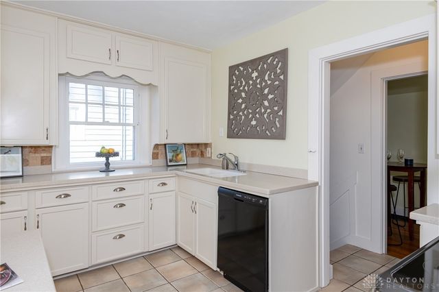 506 Volusia Avenue, Oakwood, OH 45409