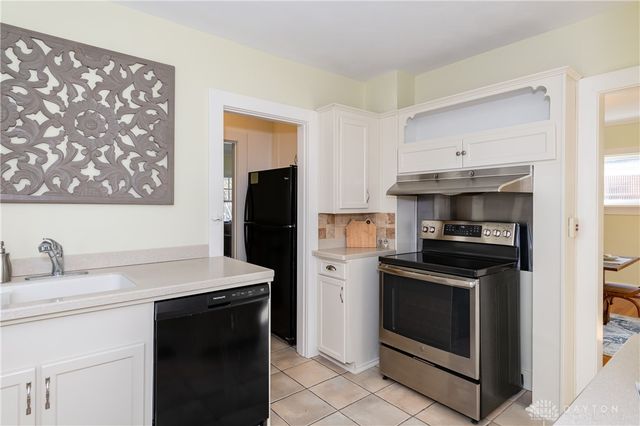 506 Volusia Avenue, Oakwood, OH 45409