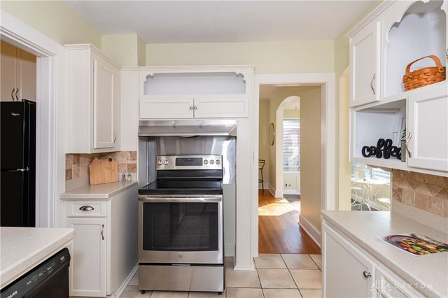 506 Volusia Avenue, Oakwood, OH 45409