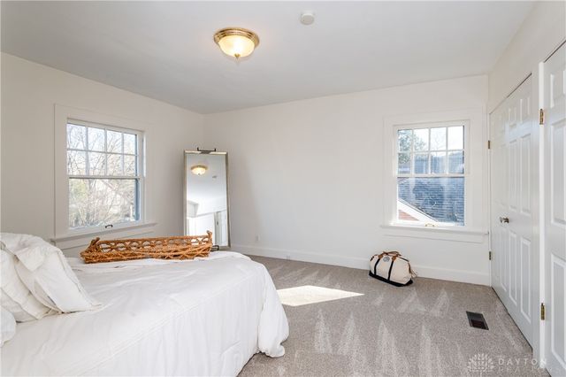 506 Volusia Avenue, Oakwood, OH 45409