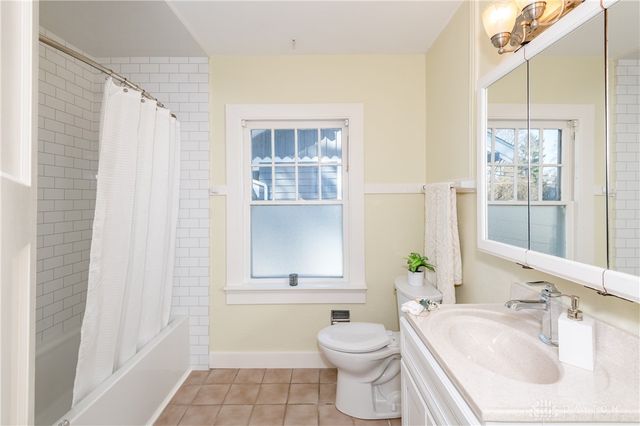 506 Volusia Avenue, Oakwood, OH 45409