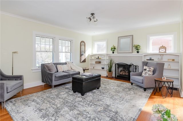 506 Volusia Avenue, Oakwood, OH 45409