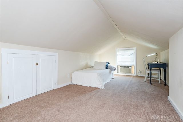 506 Volusia Avenue, Oakwood, OH 45409