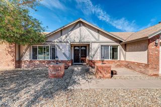 62 W SECRETARIAT Drive, Tempe, AZ 85284