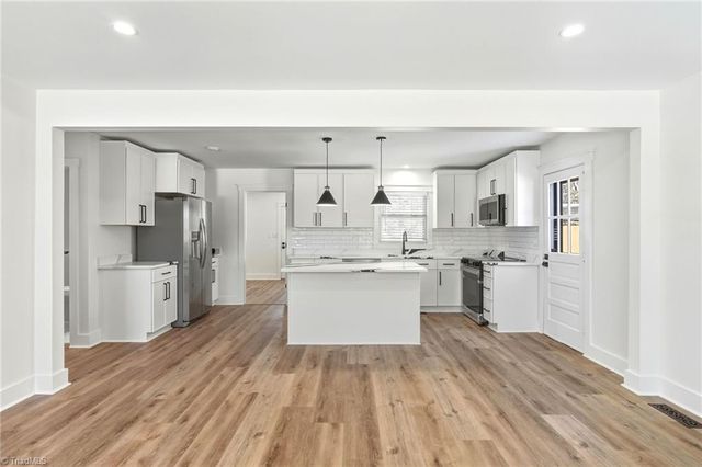 920 Gales Avenue, Winston-salem, NC 27103