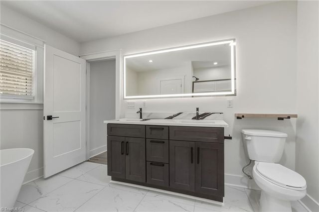 920 Gales Avenue, Winston-salem, NC 27103