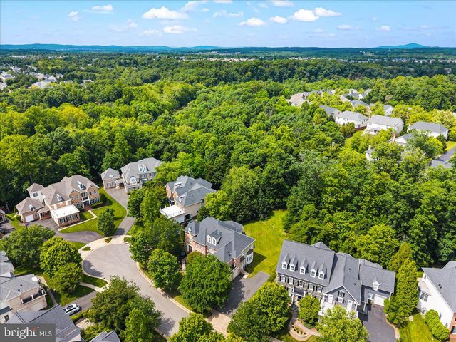 43464 CALPHAMS MILL CT, Leesburg, VA 20176