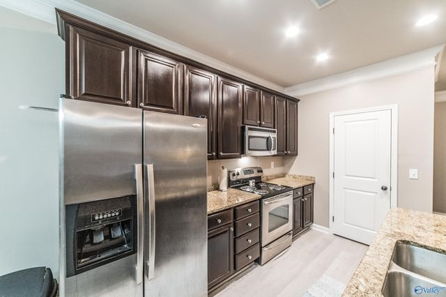 112 Chimes Way, Huntsville, AL 35824