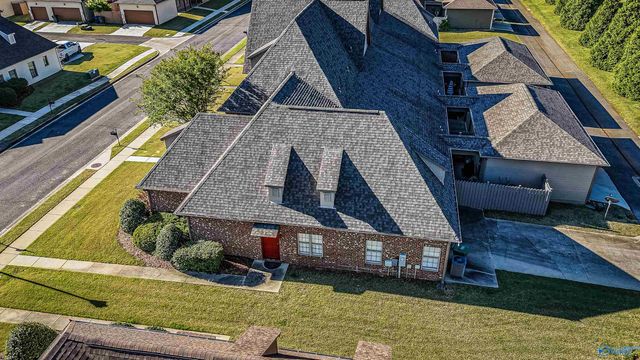 112 Chimes Way, Huntsville, AL 35824