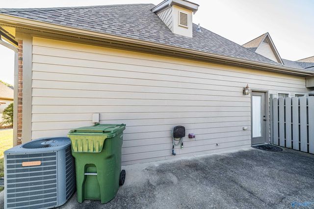 112 Chimes Way, Huntsville, AL 35824