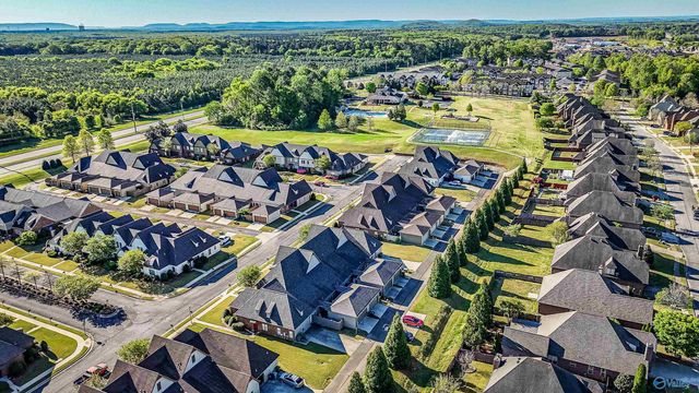 112 Chimes Way, Huntsville, AL 35824