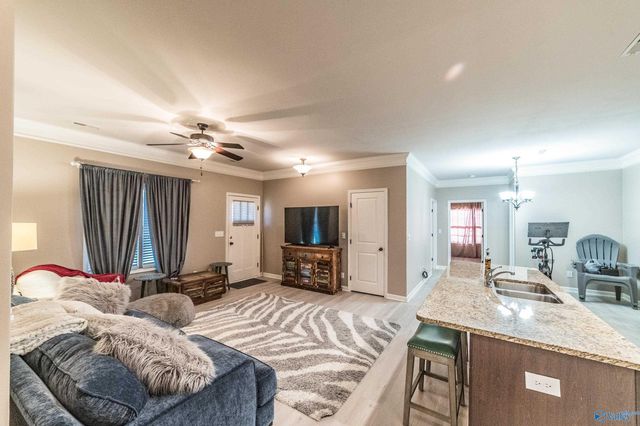 112 Chimes Way, Huntsville, AL 35824