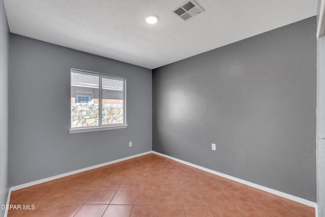 12352 Tierra Azteca Drive, El Paso, TX 79938