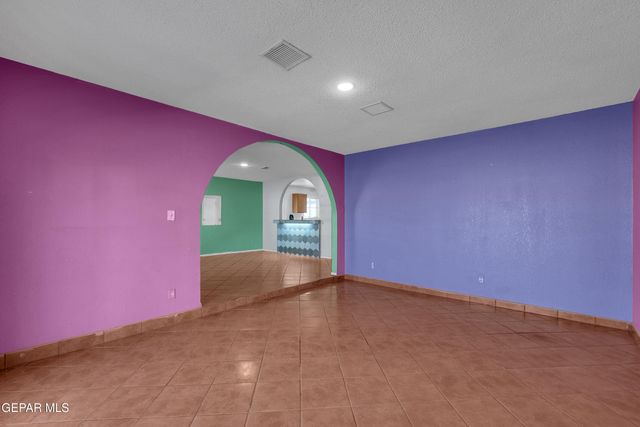 12352 Tierra Azteca Drive, El Paso, TX 79938